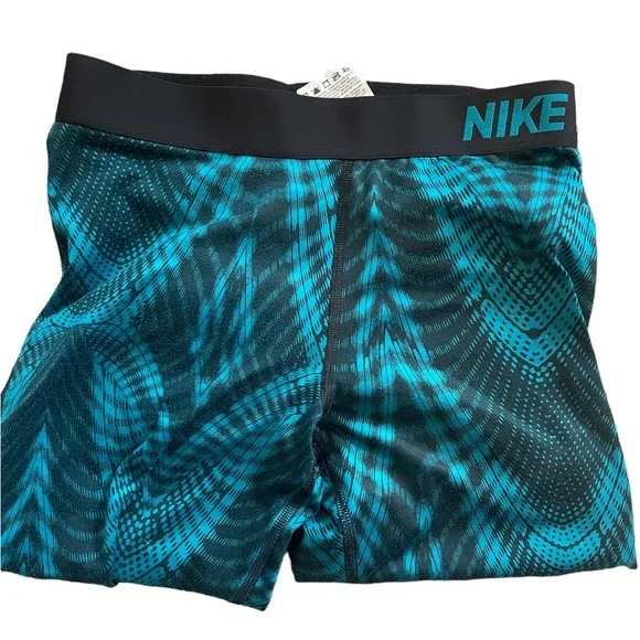 Nike pro size small - Picture 6 of 10